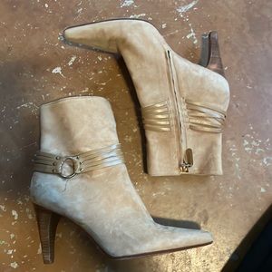 Antonio Melani ankle boots